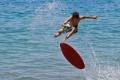 Skimboard , un sport tendance sur les plages