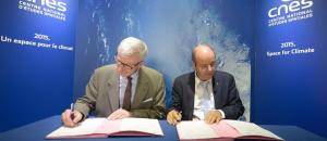 Le CNES renforce son partenariat avec l'IPSA