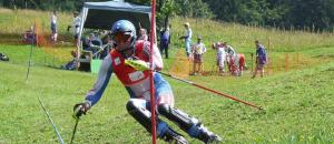 Ski sur herbe : Une discipline sportive estivale pour les adeptes des sports de glisse