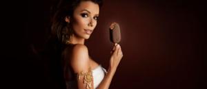 Eva Longoria égérie de Magnum