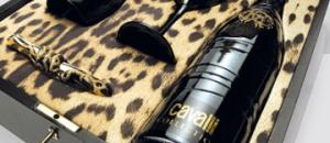 Roberto Cavalli habille des bouteilles de vins