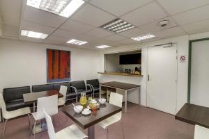 STUDÉA CERGY UNIVERSITE 1