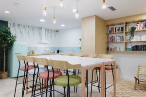 STUDÉA PARIS GRANDE BIBLIOTHEQUE