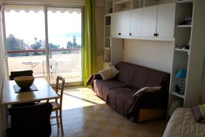 APPARTEMENT MEUBLE A LOUER PRES DE NICE