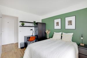 Coliving - Courbevoie - Courbevoie - Emménage dans cette chambre de 10 m² - CBV07