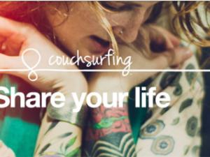  alt="A la découverte du concept de Couch Surfing : le bon plan pour voyager pas cher !"