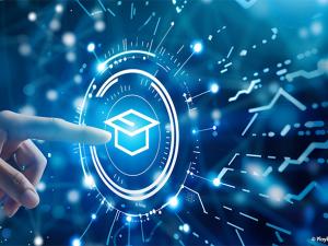  alt="L'EEMI, l'école qui façonne les leaders du digital de demain"