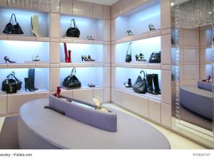  alt="Métiers & formation du luxe: EDC Paris Business School crée un parcours unique avec Sup de Luxe"