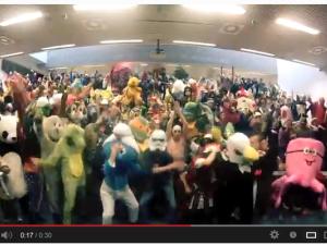  alt="Le phénomène des "Harlem Shake", les vidéos qui font le buzz du moment sur les campus"