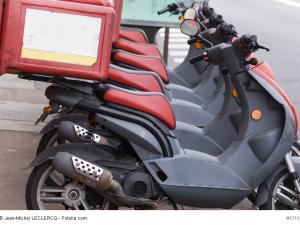  alt="job étudiant comme Chauffeur, Coursier , Livreur ou dans la Logistique"
