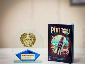  alt="Le Petit Tou, élu meilleur city guide de France 2012"