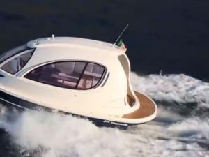  alt="Jet Capsule : Un yacht de luxe pour naviguer autrement"