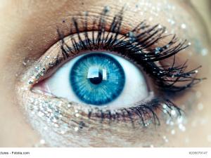  alt="Etudiant connaissez-vous le produit RevitaLash, dont vos cils et sourcils ont besoin !"