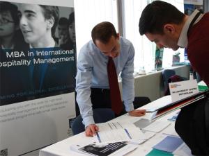  alt="Comment choisir son MBA? Ne manquez pas le salon QS World MBA Tour à Paris"