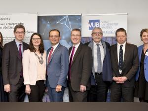  alt="L'Université Paris Seine et l'Université de Warwick annoncent une alliance académique"