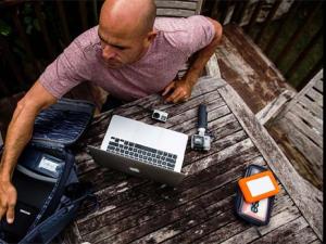  alt="SAC PRO PACK KELLY SLATER d'INCASE : un sac conçu pour intégrer votre GoPro"