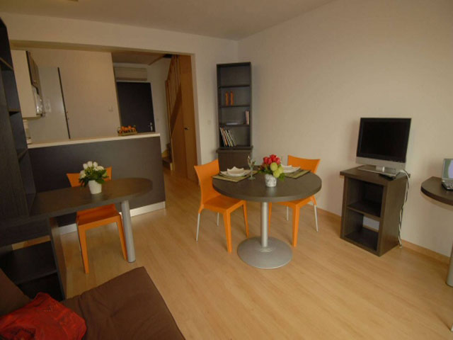 PART DIEU PARK : Vue d'un Studio avec ADSL Gratuit et illimité