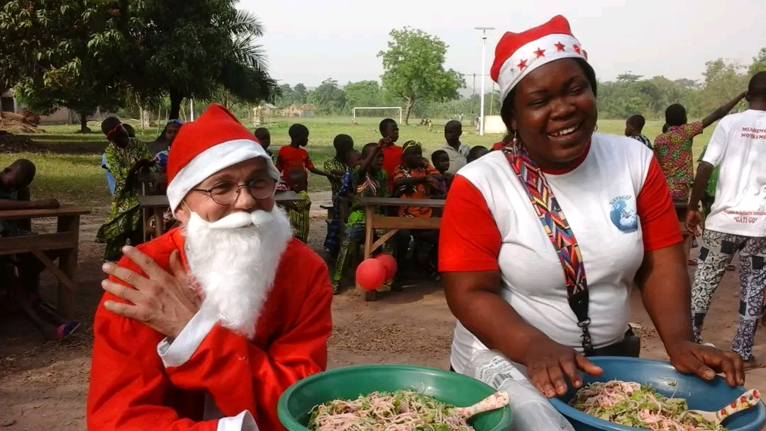  : REPAS DE NOEL